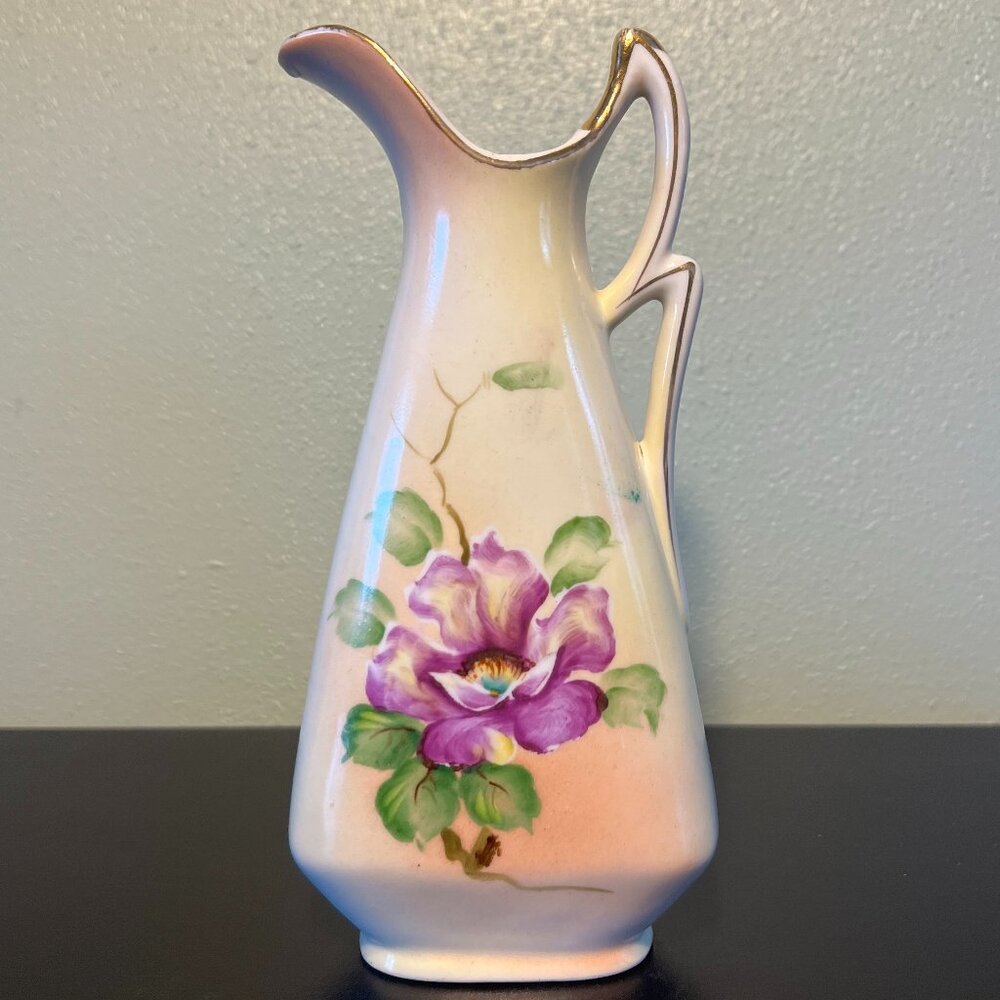 Vtg UCAGCO CHINA Hand Painted Japan Pitcher Vase ~ Grandmillennil ~ Gold Edging